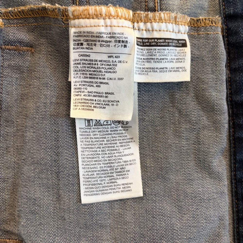 Levis Womens Trucker Denim Jacket Medium Wash Blue 70240-0056 Size Large - Picture 6 of 11
